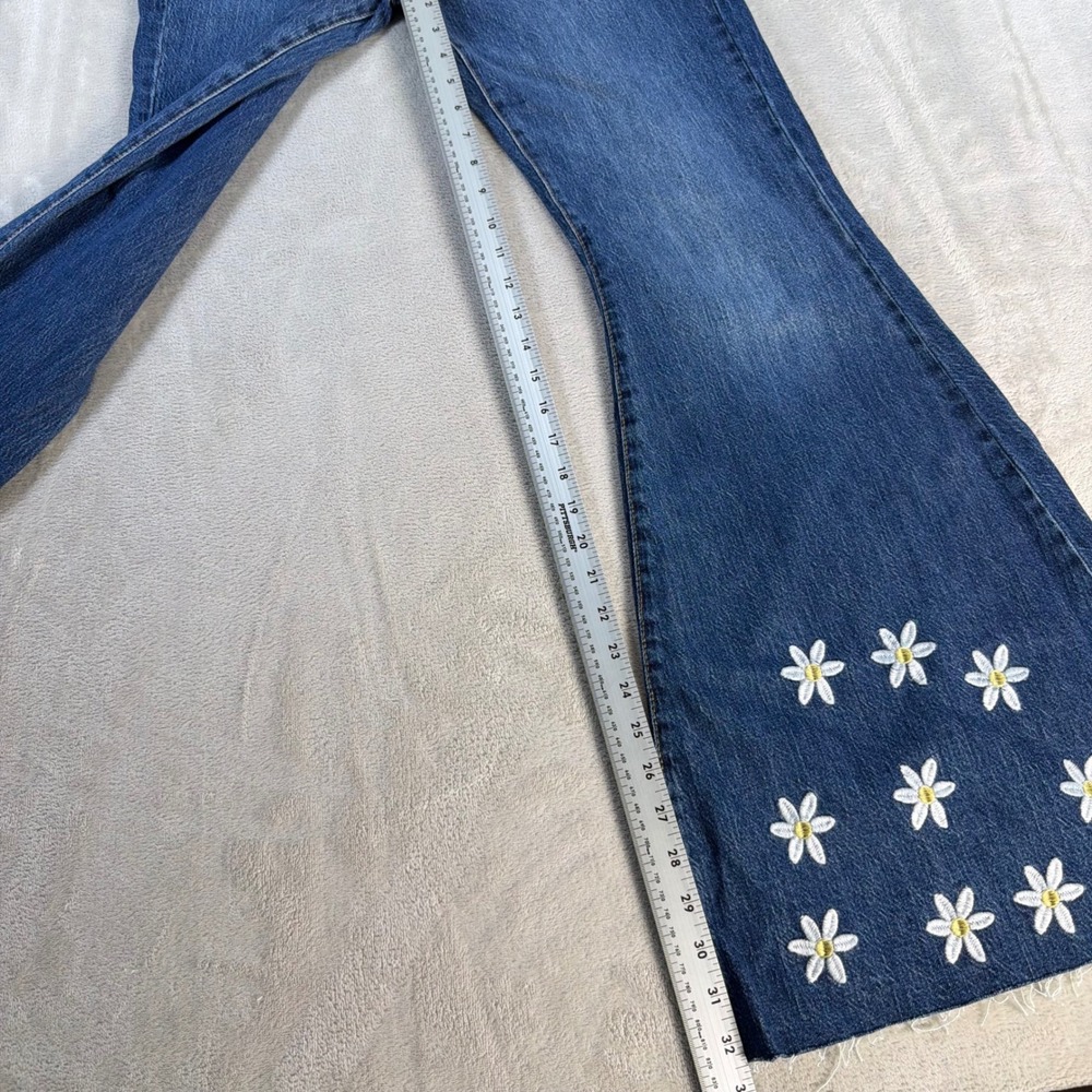 Forever 21 Flare Jeans Daisy Embroidered Womens 28 Blue Denim High Rise New - Picture 4 of 11